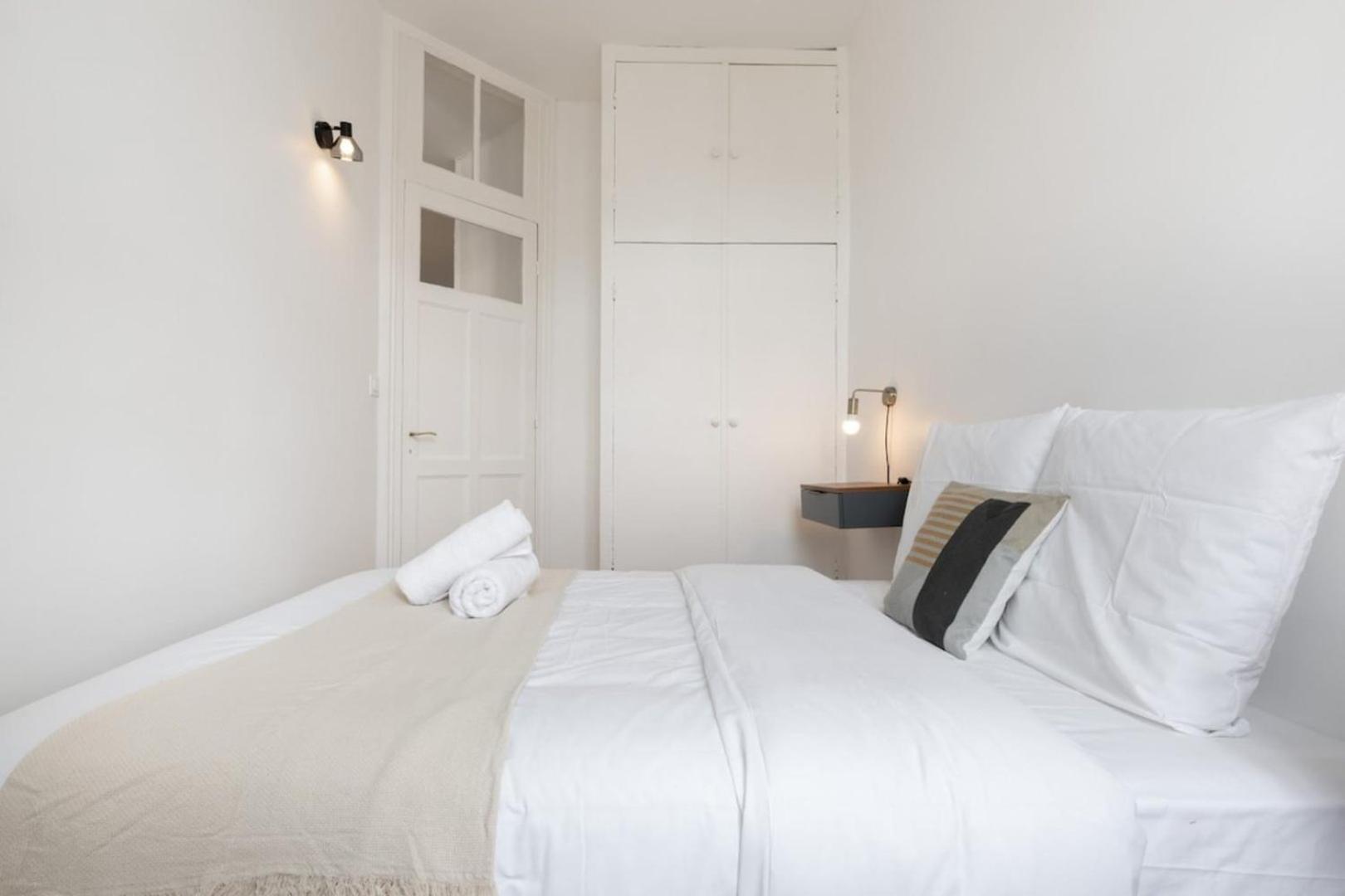Appartement La Madeleine-beautiful Bright Two Bedroom