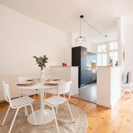 La Madeleine-Beautiful Bright Two Bedroom Apart La Madeleine  Buitenkant foto