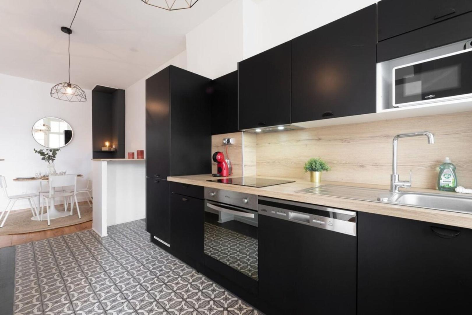 La Madeleine-beautiful Bright Two Bedroom * La Madeleine (Nord)